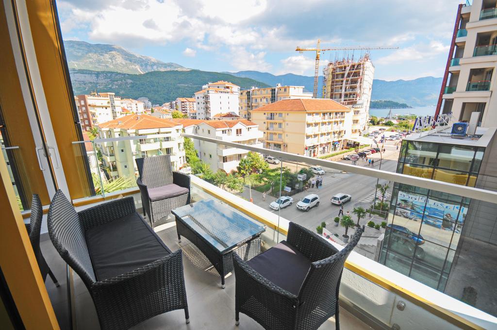 Sea Breeze Lux Apartments Budva Extérieur photo