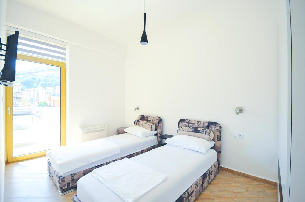 Sea Breeze Lux Apartments Budva Extérieur photo