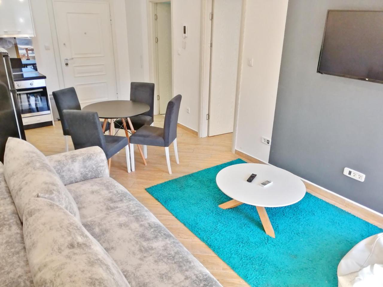 Sea Breeze Lux Apartments Budva Extérieur photo