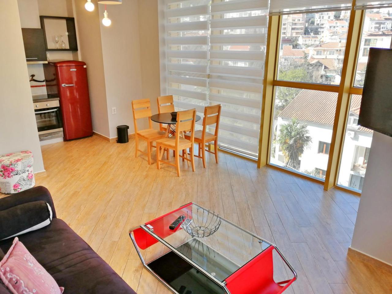 Sea Breeze Lux Apartments Budva Extérieur photo