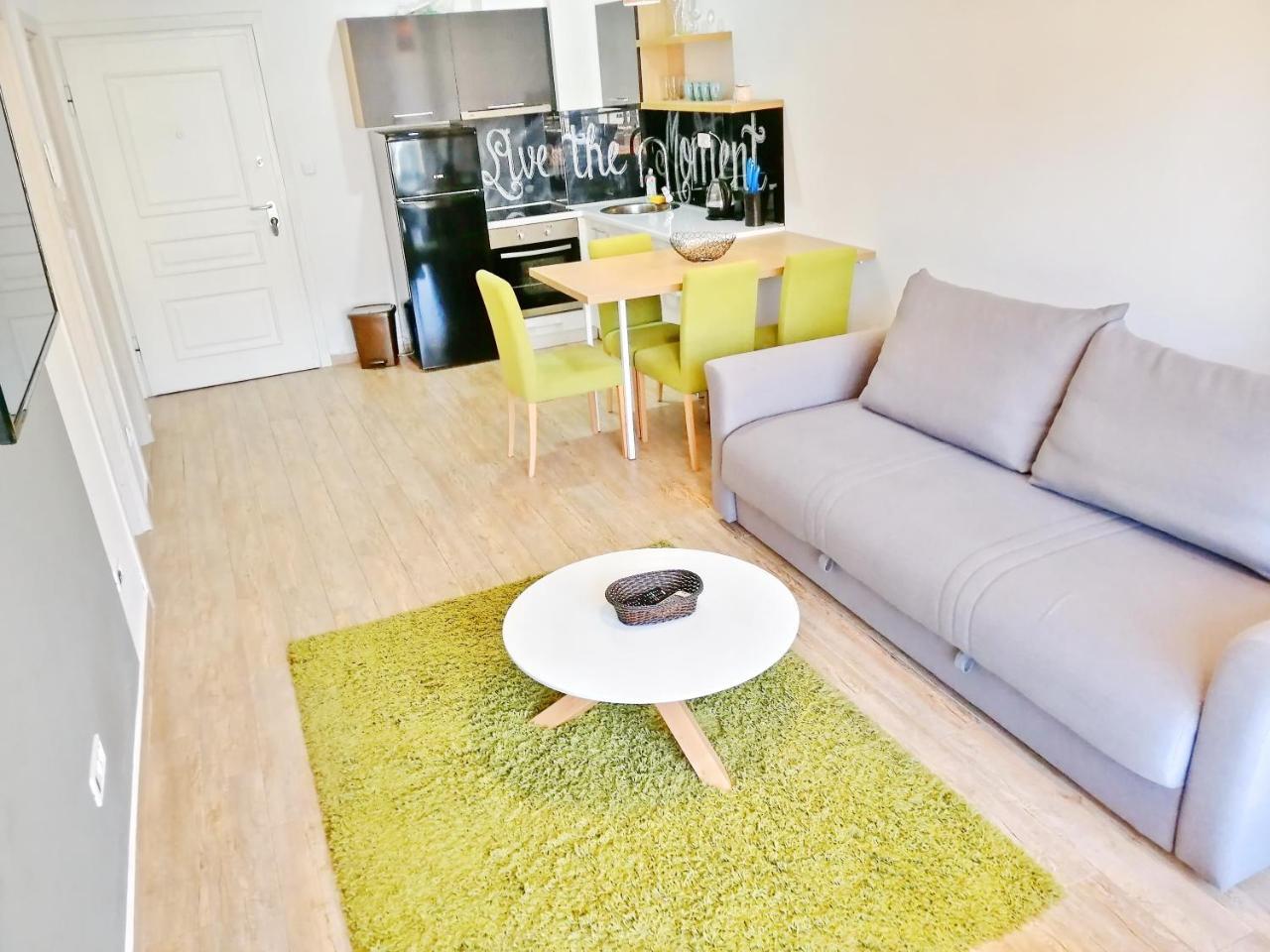 Sea Breeze Lux Apartments Budva Extérieur photo